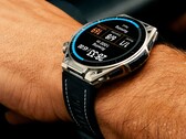 Amazfit Balance Ultra är tillverkad av titan och safirglas.