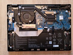 Inuti Asus Chromebook Flip CX5