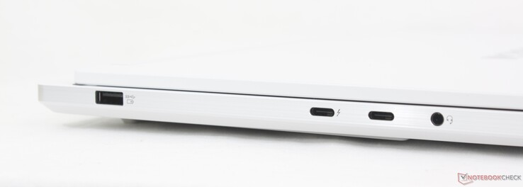 Vänster: USB-A 3.2 Gen. 1, USB-C Thunderbolt 4 med DisplayPort 2.1 + Power Delivery (100 W), USB-C 3.2 Gen.2 med DisplayPort 2.1 + Power Delivery, 3,5 mm headset