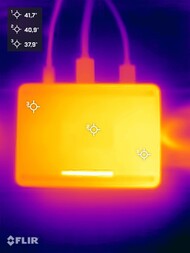 Khadas Mind Pro under stresstestet (undersidan)