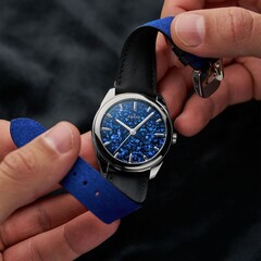 Awake Son Mai Fragments i blå (ocean depth) färgställning (Bildkälla: Awake)