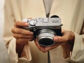 Kameror som Fujifilm GFX100RF kommer snart att få ett större batteri.
