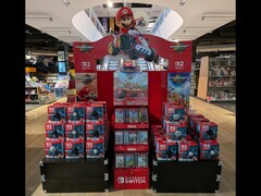Nintendo Switch 2 försäljningsdisplay i Frankrike (Bildkälla: LCleunay_JV X account)