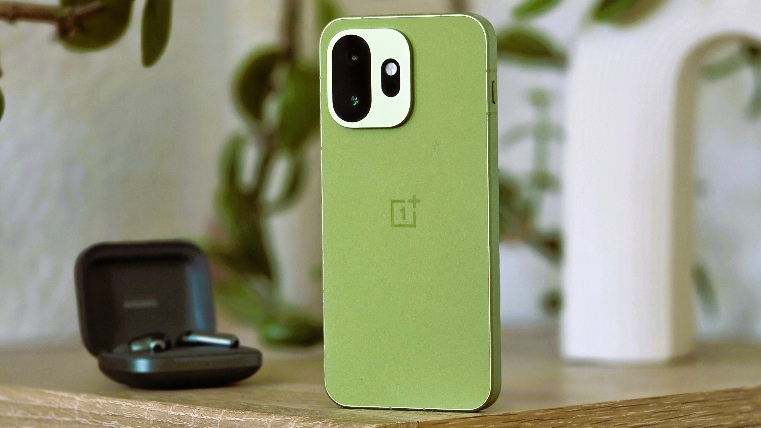 OnePlus 15T i recension