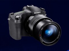 Efter nio år är det äntligen dags för Sony RX10 IV att få en efterföljare.