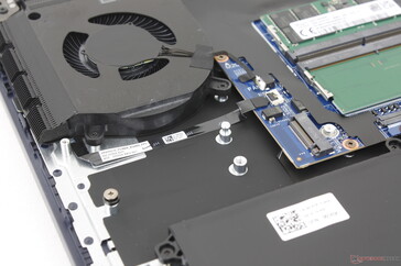 Sekundär M.2 2280 PCIe4-expansionsplats för att lägga till ytterligare en SSD