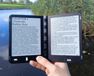 Diptyx E-reader (bilden) hanterar laddning och filöverföring via USB-C. (Bildkälla: u/spacerower via r/ereader)