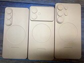 Påstådda dummy-enheter av Galaxy S26/Pro (vänster), Galaxy S26 Edge (mitten) och Galaxy S26 Ultra (höger). (Bildkälla: Sony Dickson på X)