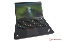 Recension av Lenovo ThinkPad T495s. De två testenheterna kommer från Lenovo Campus Point.