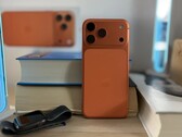 MacRumors-skribenten Juli Clover använde tre generationer av iPhone i ett år vardera med laddningsgränsen på 80 % aktiverad.