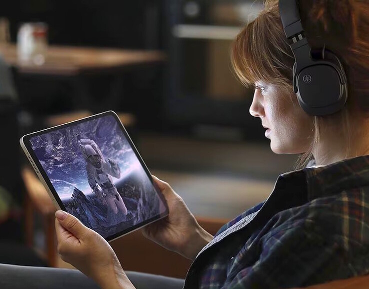 Hörlurarna Yamaha YH-L500A har stöd för 3,5 mm kabelanslutning och trådlös Bluetooth 5.4-anslutning. (Bildkälla: Yamaha)