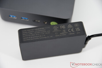 GMKtec NucBox K17 med strömförsörjning (20 V; 5 A)