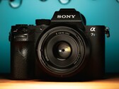 Sony skulle kunna utöka sitt objektivutbud avsevärt genom ett förvärv.