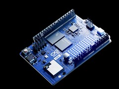 Arduino har tillkännagivit en ny enkortsdator som heter UNO Q (bildkälla: Arduino)