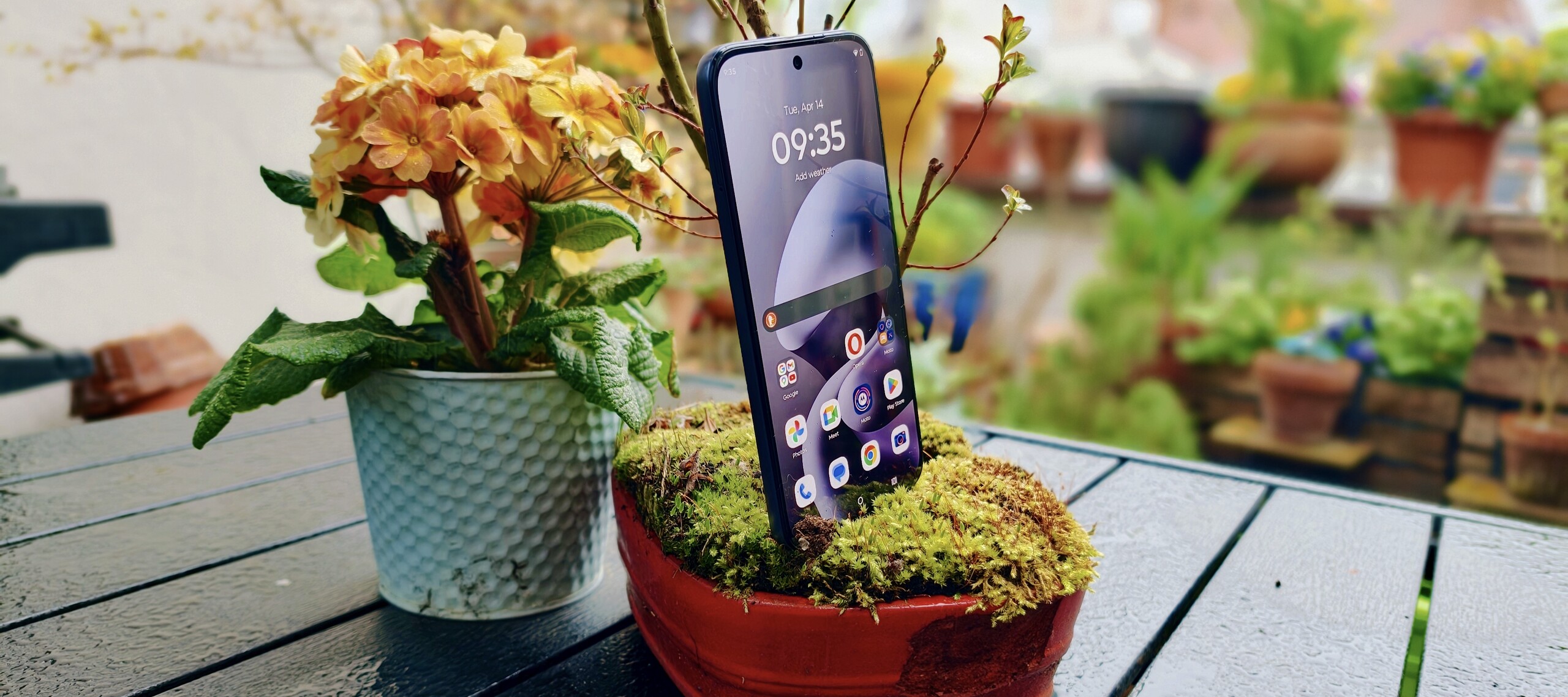 Motorola Moto G67 recension