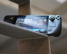 Valve Steam Deck 2, efterföljaren till Steam Deck som visas här, kommer sannolikt inte att lanseras 2027.