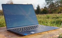 Lenovo IdeaPad Flex 5 14IAU7, testenhet tillhandahållen av notebooksbilliger.de