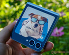 Galaxy Z Flip FE kan komma med Samsungs nuvarande vikbara design med musselskal, Galaxy Z Flip6 på bilden. (Bildkälla: Notebookcheck)