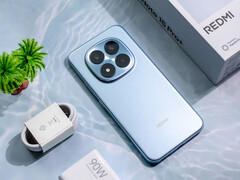 Redmi Note 15 Pro Plus i sin Azure Blue-färg. (Bildkälla: Xiaomi)