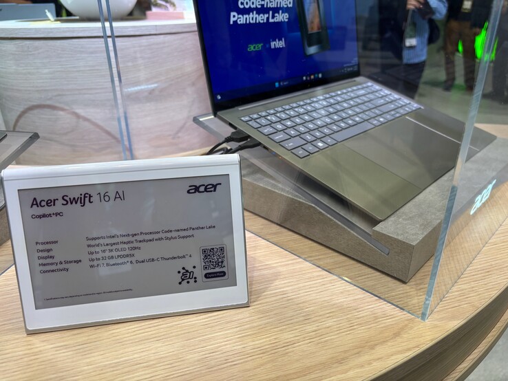 Specifikationer för Acer Swift 16 AI. (Bildkälla: Notebookcheck)
