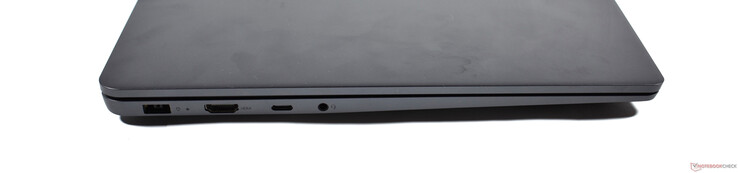 Vänster: Slim-tip laddningsport, HDMI 2.0, USB-C 3.2 Gen 2, 3.5 mm ljudanslutning