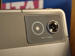Har bilder från en surfplattekamera, som den på Lenovo Tab K11 Gen 2, verkligen en chans mot en smartphone-kamera?