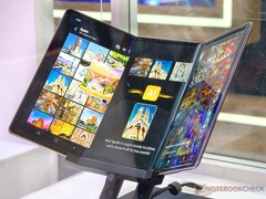 Hur viks Samsungs första trefaldigt vikbara telefon? En animation som upptäcktes i One UI 8 ger konkreta ledtrådar. (Bildkälla: Notebookcheck)