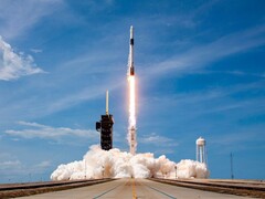 Bild på SpaceX-raketen som lyfter från uppskjutningsbasen vid Cape Canaveral i Florida. (Bildkälla: SpaceX/Flickr)