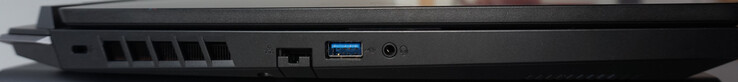 Portar till vänster: Kensingtonlås, LAN (1 Gbit/s), USB-A (5 Gbit/s), headset