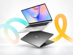 Bärbara datorerna Asus Vivobook S14 och S16 visade från olika vinklar