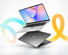 Bärbara datorerna Asus Vivobook S14 och S16 visade från olika vinklar