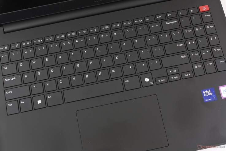 Klickplattan är lagom stor (11,5 x 7,4 cm) men ger en mjuk och tyst feedback när man trycker på den