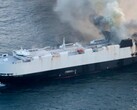 Lastfartyget Morning Midas i brand 482,8 kilometer söder om Adak i Alaska (Bildkälla: U.S. Coast Guard)