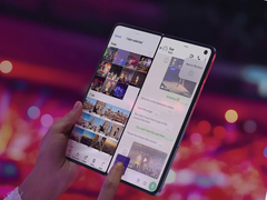 Oppo Find N5:s kampanjbild.