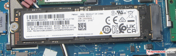 En PCIe-4 SSD fungerar som systemenhet.