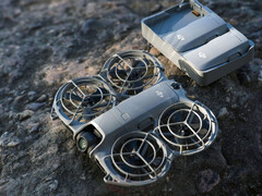 DJI Neo 2 med laddningshubb och två 11,6 Wh-batterier (7,16V/1 606 mAh). (Bildkälla: via Igor Bogdanov)