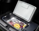Model Y TesFridge monteras under bagageluckan och kan drivas med ström från 12V-uttaget. (Bildkälla: AcoPower)