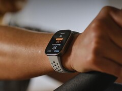 Programvaruversion 3.2.10.1 för Amazfit Bip 6 smartwatch (bilden) rullas ut globalt. (Bildkälla: Amazfit)