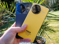 Poco F7 Pro och Poco F7 Ultra (från vänster till höger, bildkälla: Daniel Schmidt)