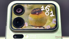 Den andra skärmen på baksidan av Xiaomi 17 Pro och Pro Max kan bli betydligt större på Xiaomi 18 Pro