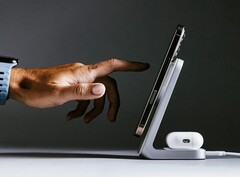 Nomad Stand One Gen 4 laddar trådlöst Android smartphones med upp till 25 watt (Bildkälla: Nomad)