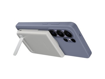 Den har också ett hopfällbart stöd för handsfree-användning