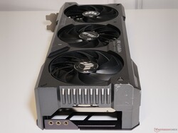 TUF Gaming GeForce RTX 4070 Ti Super har en låg fläktljudsprofil under stress