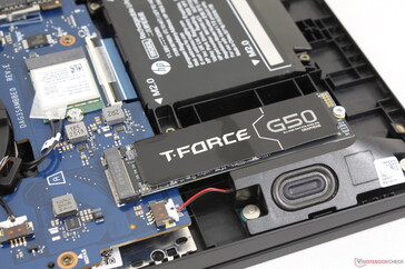 T-Force SSD med borttagen värmespridare