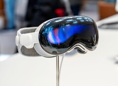 Apple förväntas släppa uppföljaren till Vision Pro i slutet av året. (Bildkälla: Roméo A.)