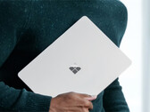 Surface Laptop 13-tums är den minsta bärbara datorn som Microsoft för närvarande säljer.