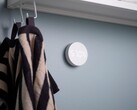 IKEAs Timmerflotte temperatur- och luftfuktighetssensor (bilden) finns nu tillgänglig i Storbritannien. (Bildkälla: IKEA)