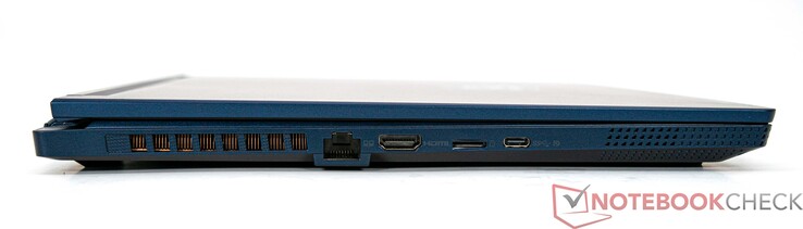 Vänster sida: LAN (RJ45), HDMI 2.1 (4K/120 Hz, 8K/60 Hz), microSD-kortläsare, USB 3.2 Gen 2 Typ-C