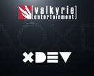 Logotyper för studiorna Valkyrie Entertainment och XDev PlayStation visas