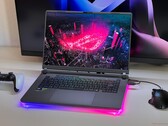 Den bärbara datorn RTX 5080 är optimal för spel i WQHD - Asus ROG Strix G16 G615 recension
